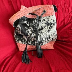 Holy Cow NEW Large Feed Bucket $375 Stylish PINK Croc and Black Women's Bag